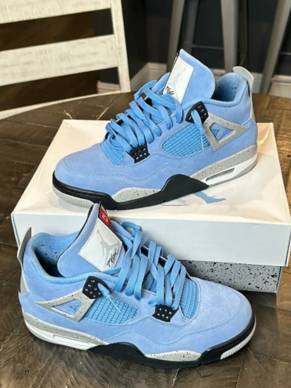 Jordan 4 Retro University Blue Sneakers